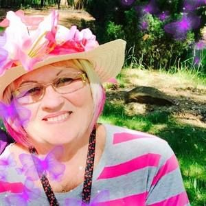 Meet your Posher, Darlene